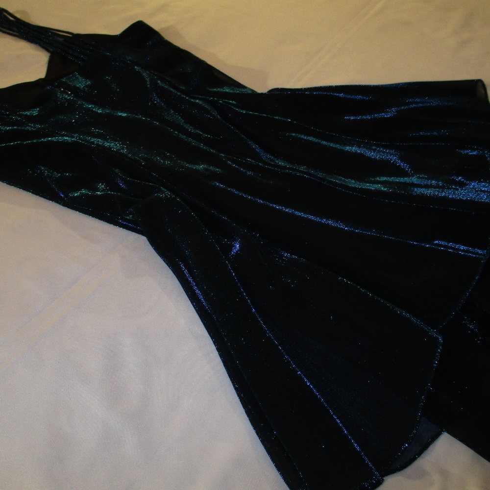 LATE EDITION, LTD AQUA/BLACK SPARKLE DRESS - Picture 3 of 8